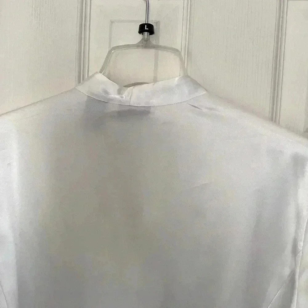 Laura Scott Women's White Button Up Long Sleeve Embroidered Floral Top Size 18W - Picture 6 of 8